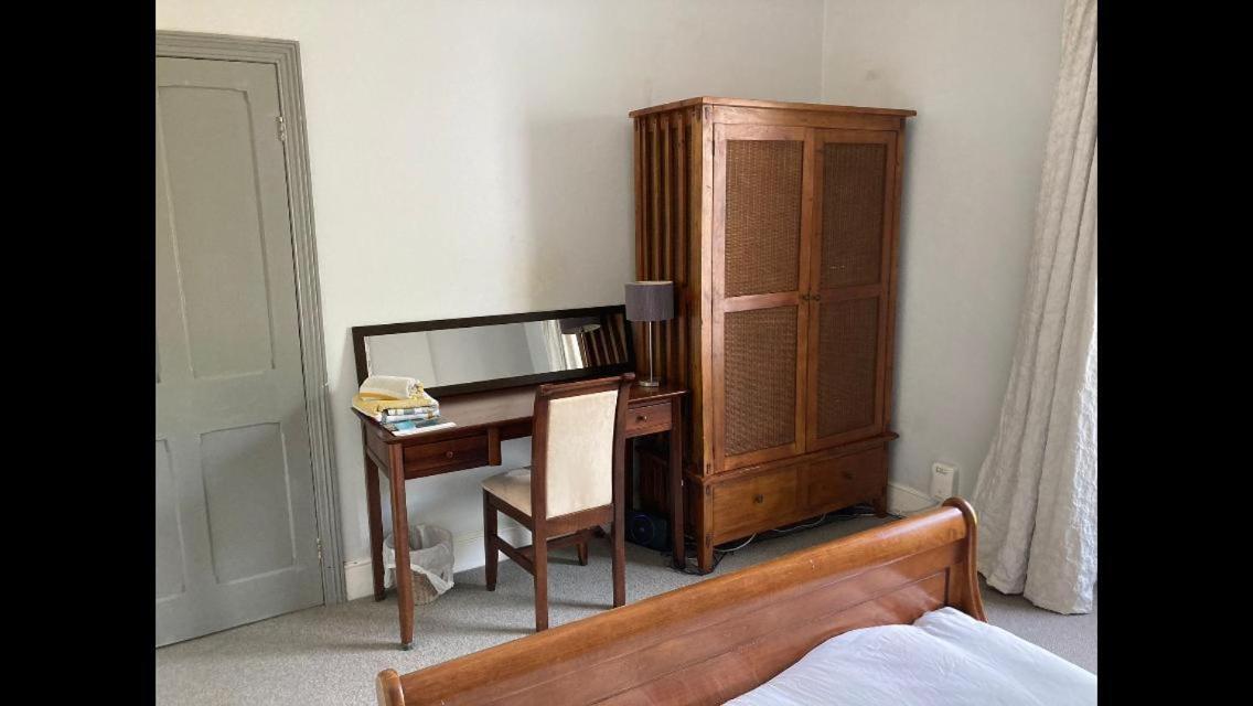 Central Truro! Large Double Room In Victorian Property Eksteriør billede